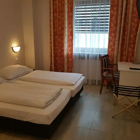 Hotel Diana-3