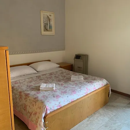 Hotel Apollo-3