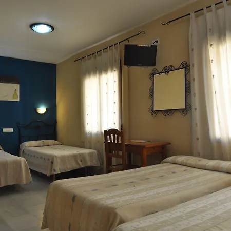 Hostal El Triunfo-2