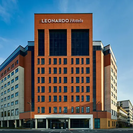 Leonardo Hotel Swindon-2