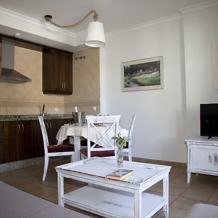 Apartamentos Vista Real-3