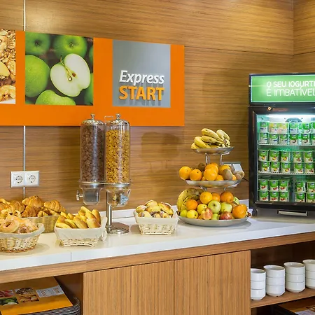 Holiday Inn Express Lisbon Airport By Ihg-3