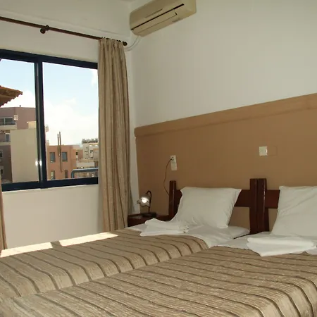 Danaos Hotel-3