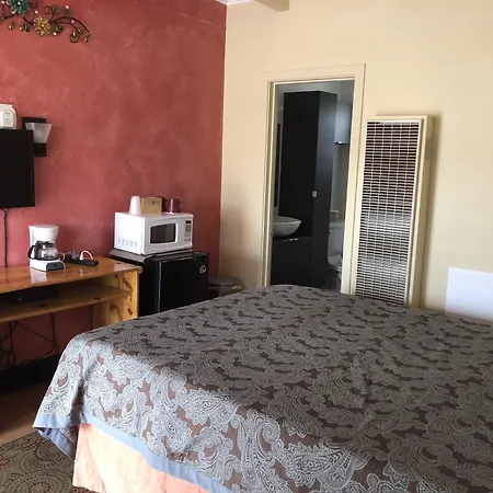 Highlander Motel-3