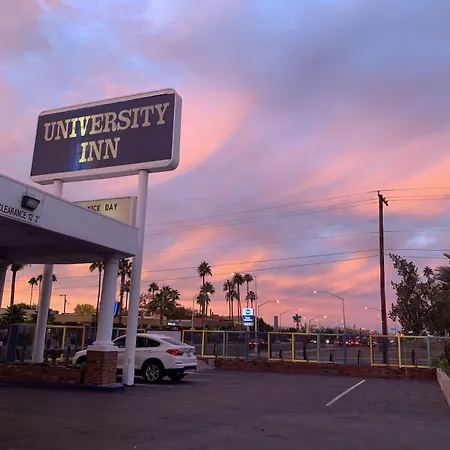 University Inn-3