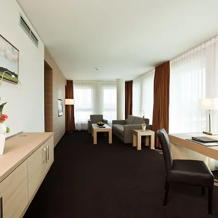 ATLANTIC Hotel Kiel-3