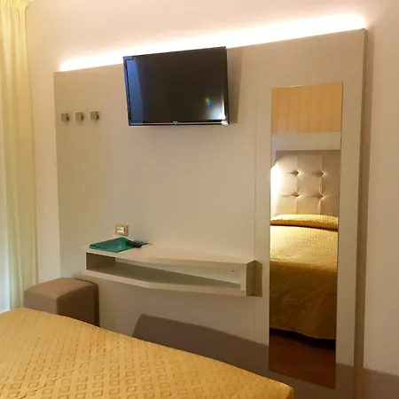 Hotel Monica-2