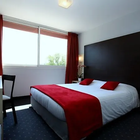Hotel Le Clos Roussillon Pres De Sarlat-2