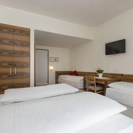 Hotel Elefant-3
