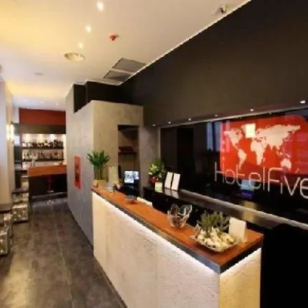 Hotel Five-3