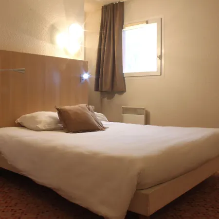 Welcomotel Coignières-3