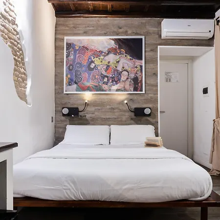 Irooms - Spanish Steps-2