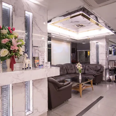 Gusto Pratunam Hotel-2