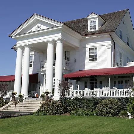 Peter Shields Inn & Restaurant-3
