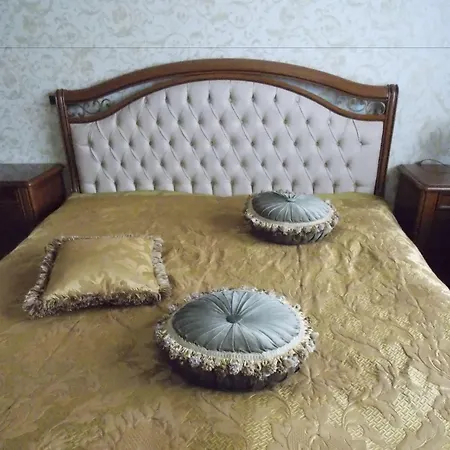 Weena House-2