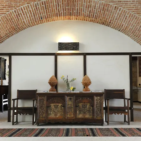 Delser Verona Manor House-3
