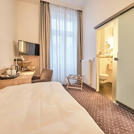 Hotel Haus Berlin-3