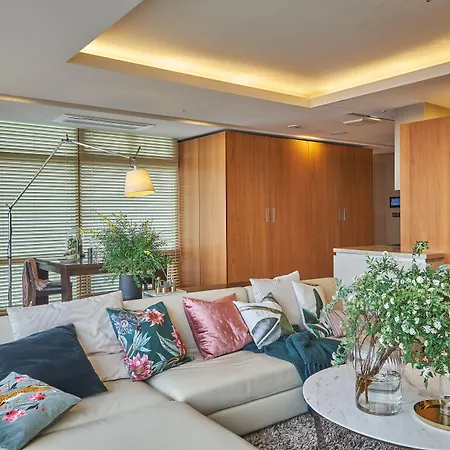 The Classic 500 Pentaz Executive Residence-2
