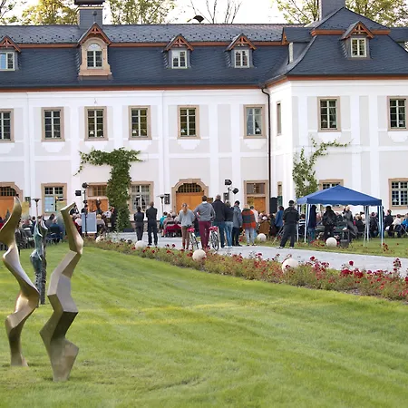 Pałac Pakoszów Schlosshotel Wernersdorf-3