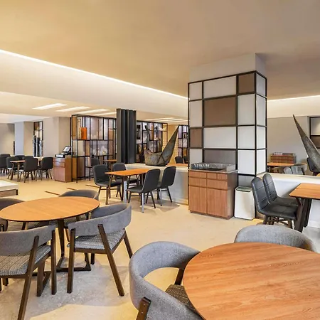 Ibis Mumbai Airport - An Accor Brand-2