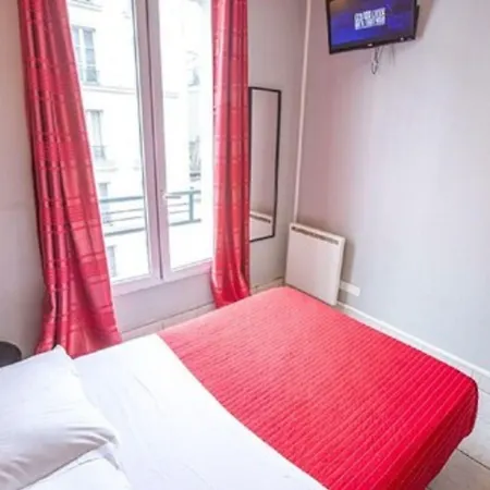 Hipotel Paris Montmartre Gare Du Nord-3