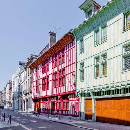 Brit Hotel Comtes De Champagne - Troyes Centre Historique-2