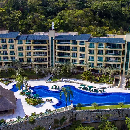 B Pichilingue Rooms & Beach Club-3