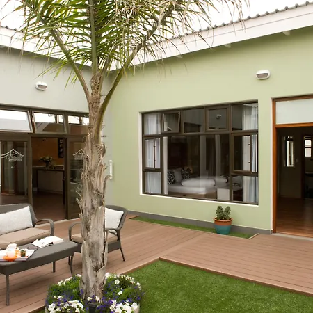 Namib Guesthouse-3