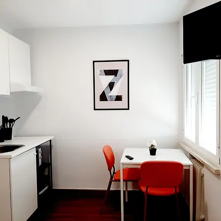 Arjori Rooms Hostal-3