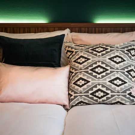 Linden Hotel-2