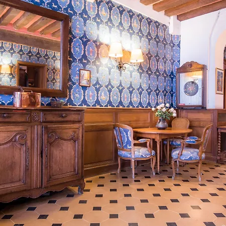 Hotel Du Lys-3