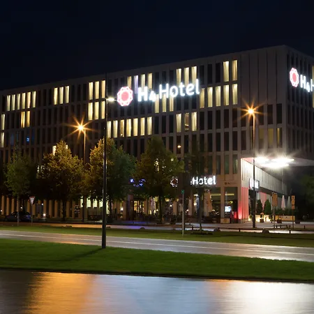 H4 Hotel Muenchen Messe-3