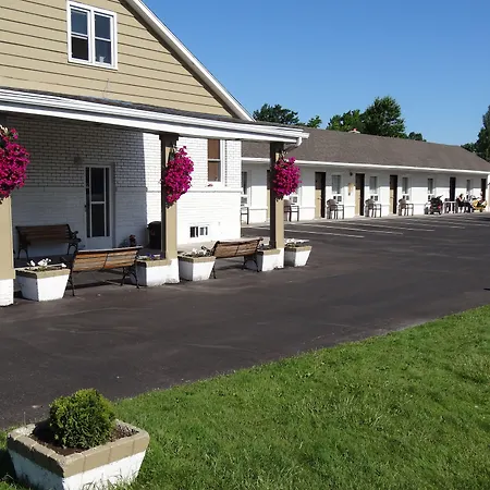 Falcon Inn-3