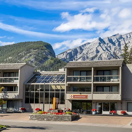 Best Western Plus Banff International Lodge-3