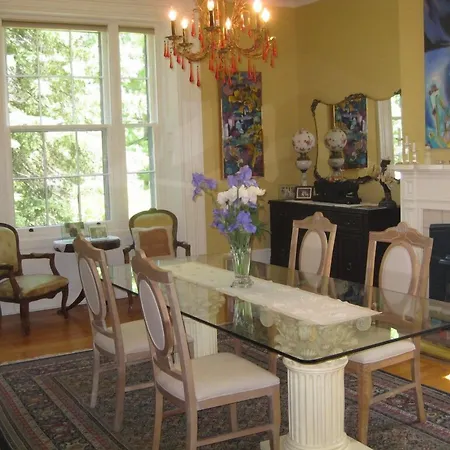 Historic Lyons House-2