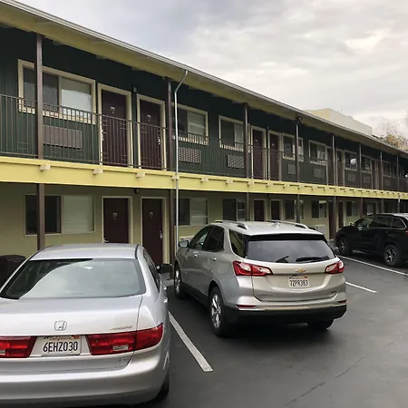 Lombard Plaza Motel-2