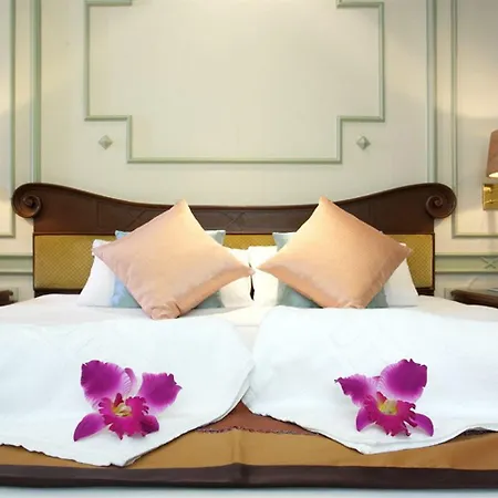 Majestic Suites Hotel-3