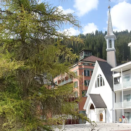 Hard Rock Hotel Davos-2