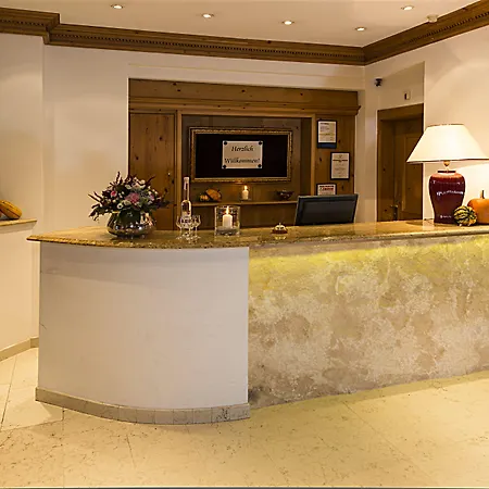 Hotel Zum Pinzger-2