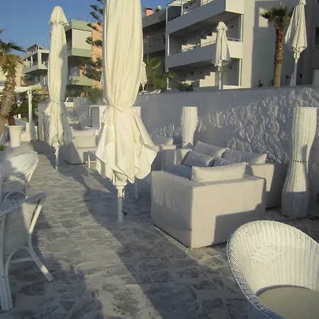 Petradi Beach Lounge Hotel By Ghh-2