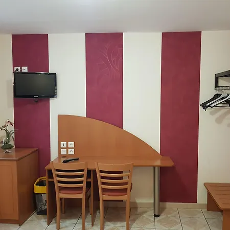 Le Maje Hostel-3