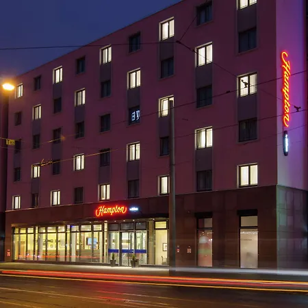 Hampton by Hilton Nürnberg City Center-3