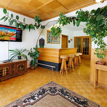 Hotel Alphubel-3