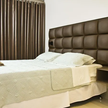 Hotel Innflat-Business-2