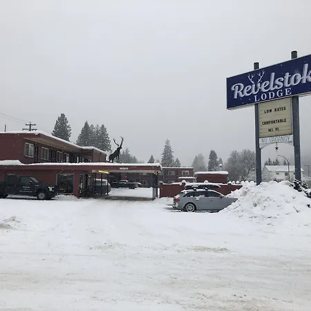 Revelstoke Lodge-3