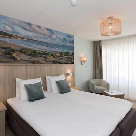 Beach Hotel I Kloeg Collection-2