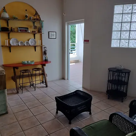 Casa De Tortuga Guesthouse-2