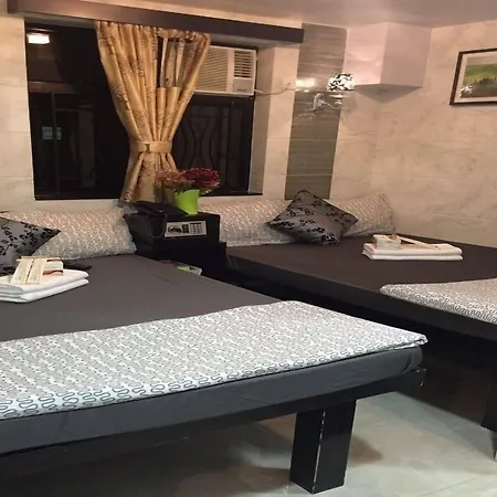 Skylark Hostel-3