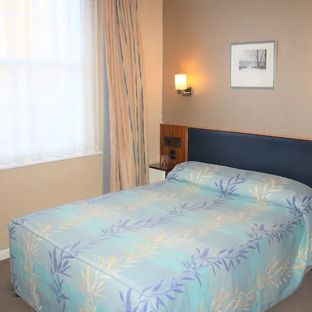 Mitre House Hotel-3