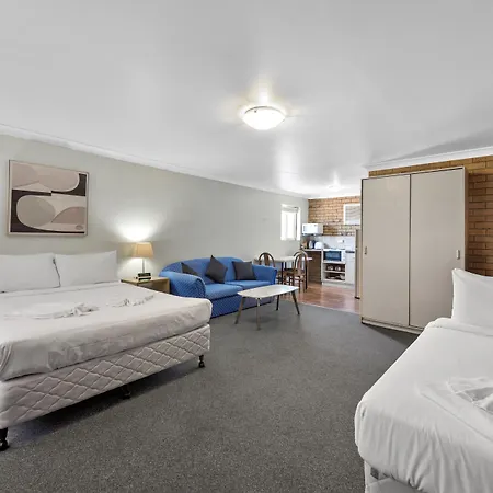 Paramount Motel-3